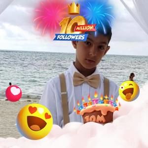 Meet your Posher, Daniel